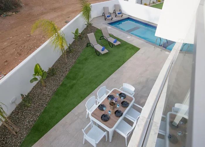 ヴィラ Prol24,brand New 2bdr With Pool,close To Fig Tree Bay *