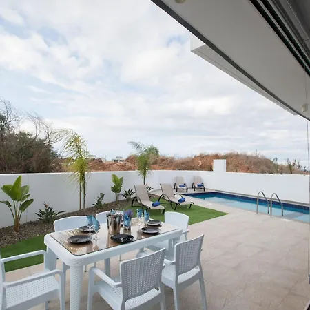 Prol24,brand New 2bdr With Pool,close To Fig Tree Bay Villa