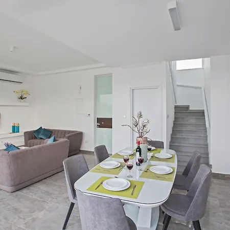 Вилла Prol24,brand New 2bdr With Pool,close To Fig Tree Bay Протарас
