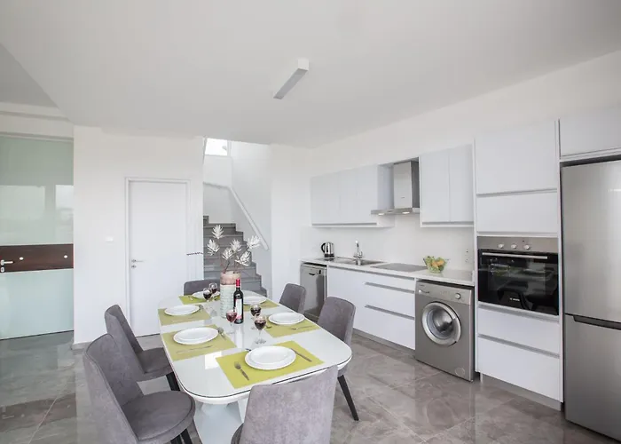 Prol24,brand New 2bdr With Pool,close To Fig Tree Bay Vila Protaras